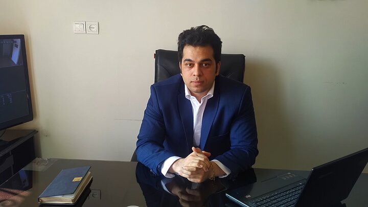 چرا قیمت تتر پایین نمیآید؟ | دلار گوش به فرمان ابلاغیه نیست چرا قیمت تتر پایین نمیآید؟ | دلار گوش به فرمان ابلاغیه نیست