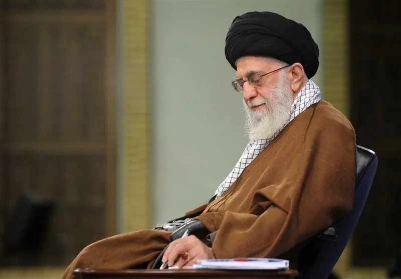 توصیه رهبر معظم انقلاب: هر چه سازش با آمریکا بد است، سازش با همسر خوب است