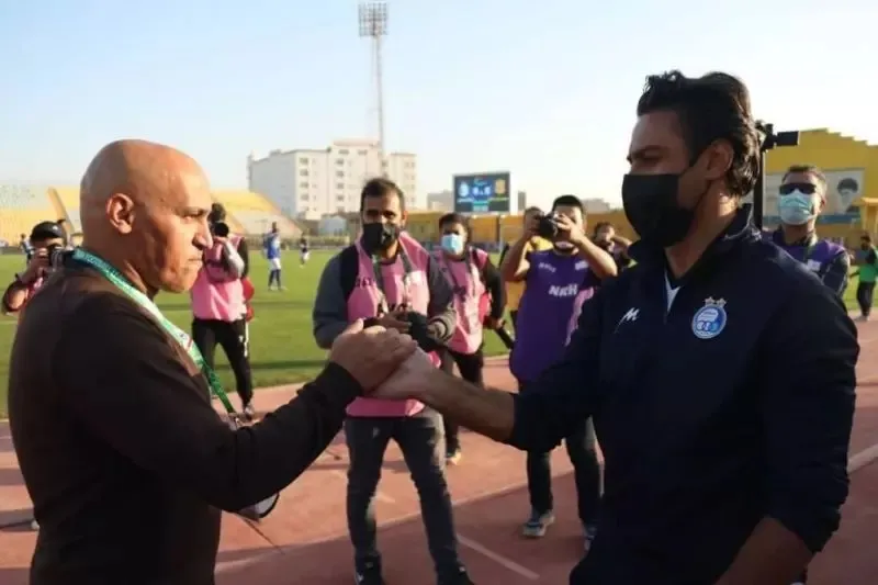حمله عجیب آبی ها به مربی استقلالی!
