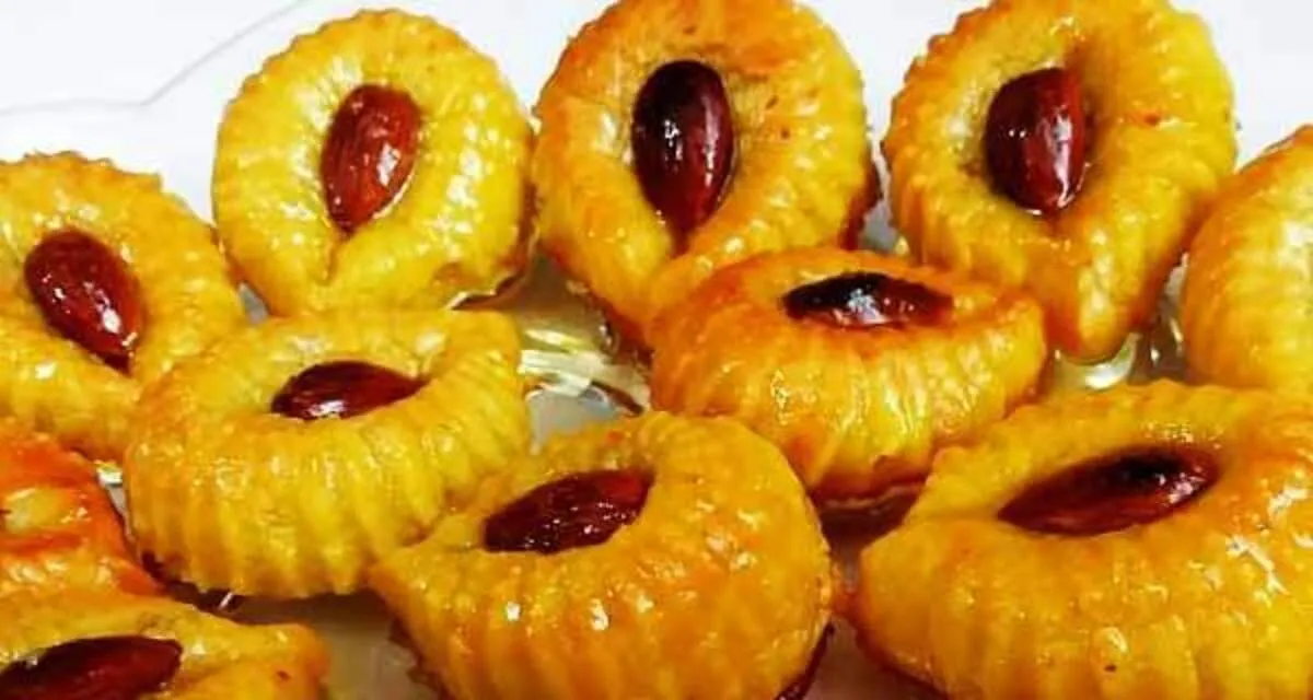 دستور پخت شیرینی تاتلی شانه ای