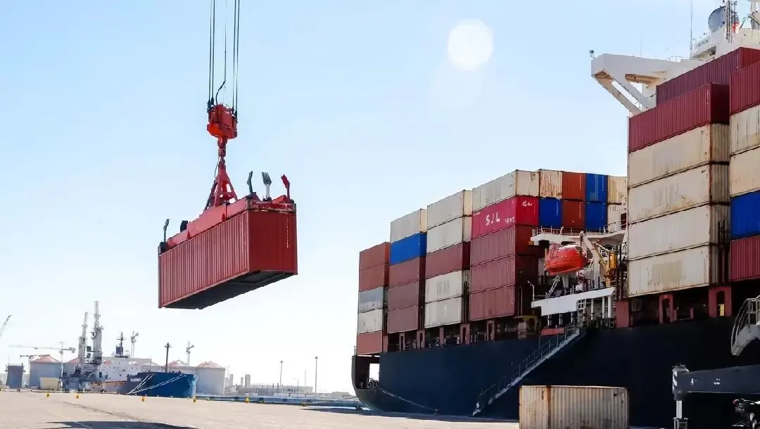 Iran’s Foreign Trade with Neighbors Hits $61bln in One Year: IRICA