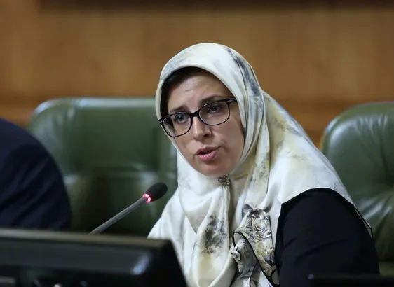 آگهی واگذاری بام لند در یک هفته نامه دسته چندمی منتشر شد