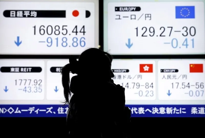 Asian stocks slide as fresh Trump jitters damage risk sentiment