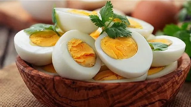 تخم مرغ چه ویتامین هایی دارد؟