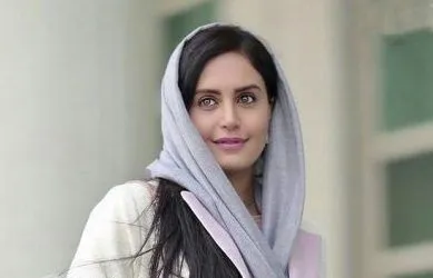 الناز شاکردوست با واکر +عکس