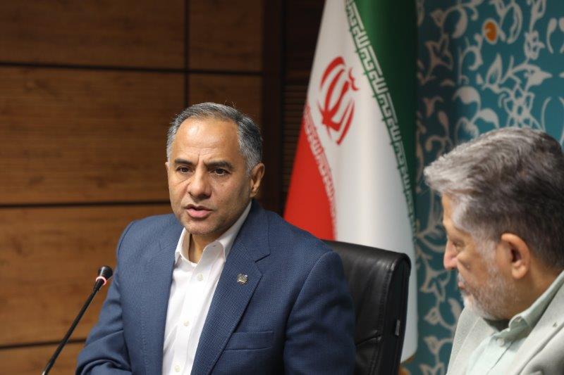 دیدار مدیرعامل بانک تجارت و رئیس دانشگاه آزاد اسلامی با هدف تقویت همکاری‌های علمی و بانکی