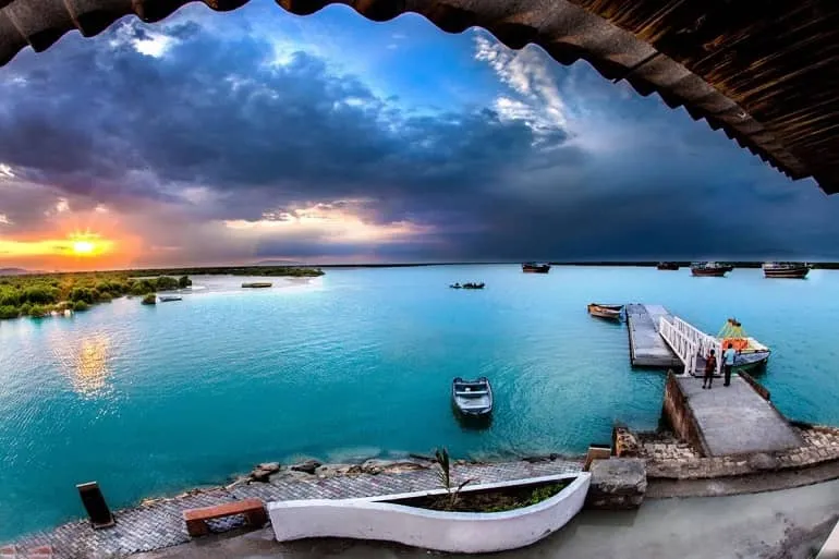 هزینه سفر به قشم ( هوایی - جدول)