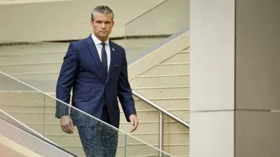 جنگ-ایران-کار-دست-وزیر-جنگ-ترامپ-داد