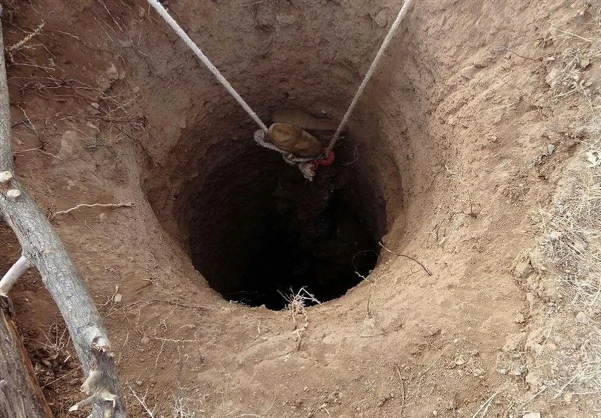 جوان خراسانی توسط زمین بلعیده شد + فیلم