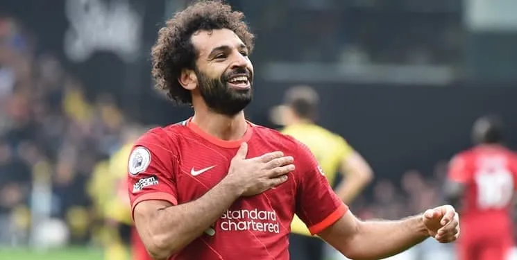 وقتی محمد صلاح فراموش می کند در زمین فوتبال است! + فیلم