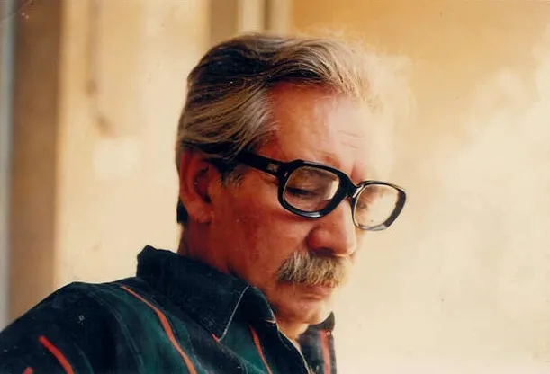 کتاب ممنوعه‌ای که همچنان در ایران فروخته می‌شود
