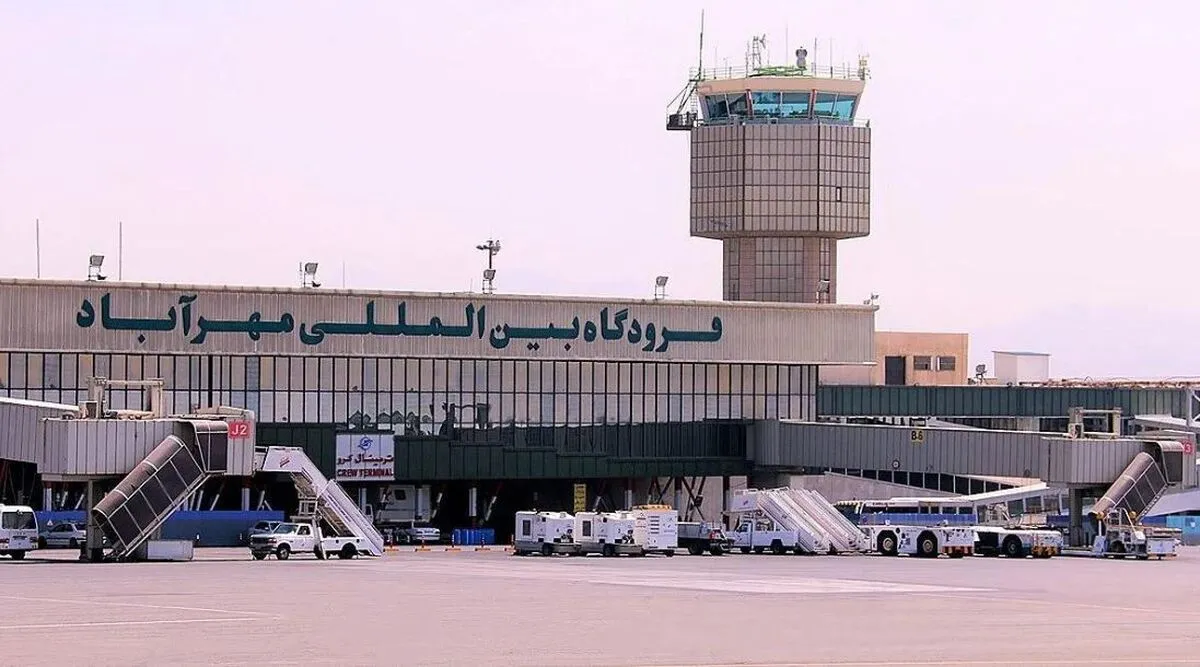 سقف فرودگاه مهرآباد تهران فرو ریخت + عکس