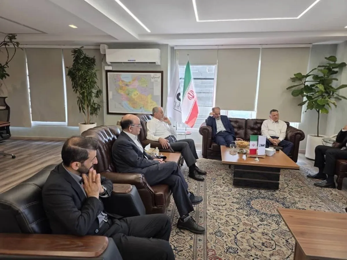 گردهمایی مدیران عامل ادوار فولاد مبارکه؛ هم‌افزایی تجربه و استراتژی برای تداوم رشد اقتصادی گروه