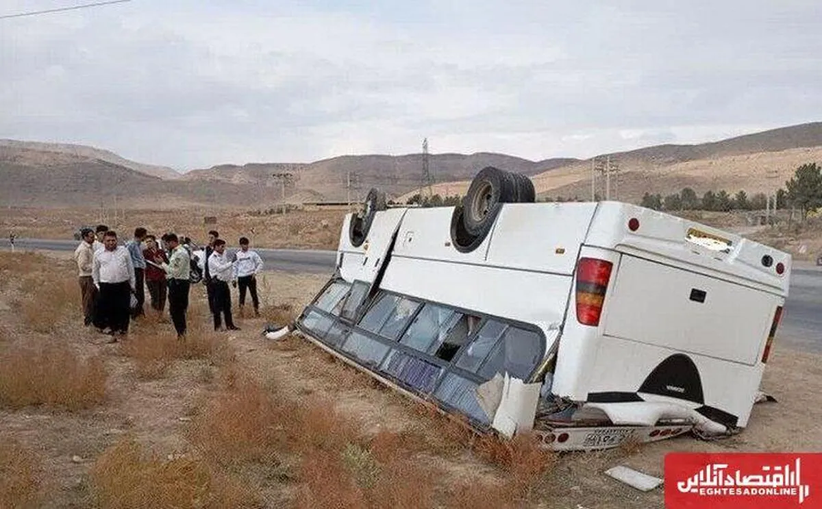واژگونی مینی‌بوس دانش‌آموزان مدرسه ‌تیزهوشان/ آمار مصدومان اعلام شد
