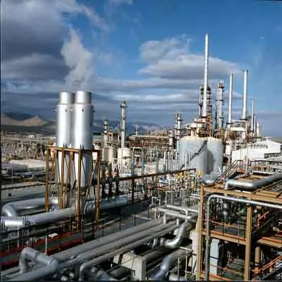 کاهش ۴۴ درصدی آلایندگی صنعت پتروشیمی