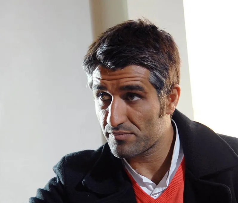 پژمان جمشیدی همبازی نیکی کریمی شد