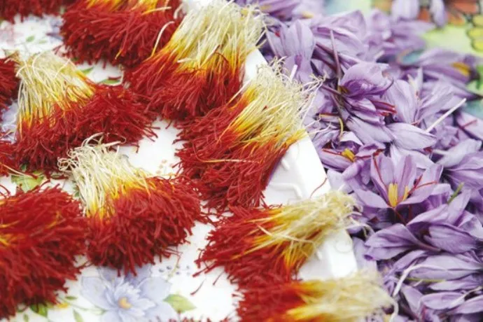 اعطای کد شناسه به همه واحدهای بسته بندی زعفران