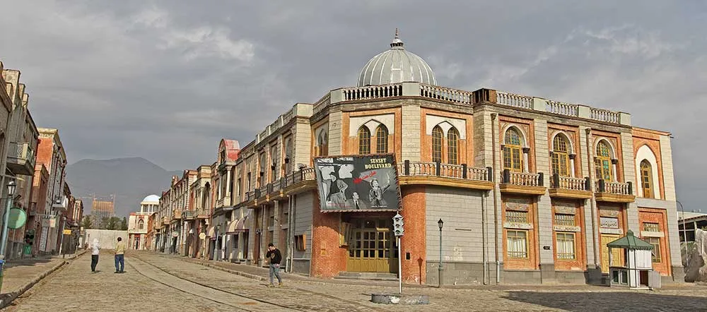 شانزلیزه تهران کجاست؟