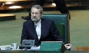 لاریجانی: پشت تریبون غش نکنید!