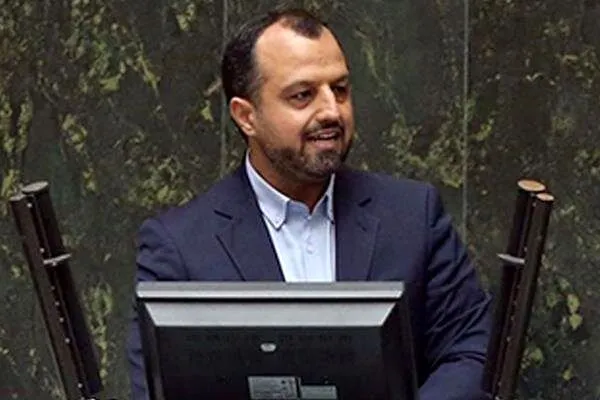 خاندوزی: وزارت اقتصاد با آرایش تحریم ناپذیری نوسازی می کنیم