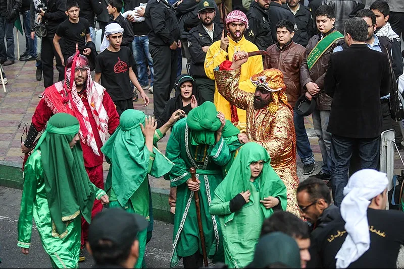 عاشورای حسینی در چهارراه گلوبندک تهران