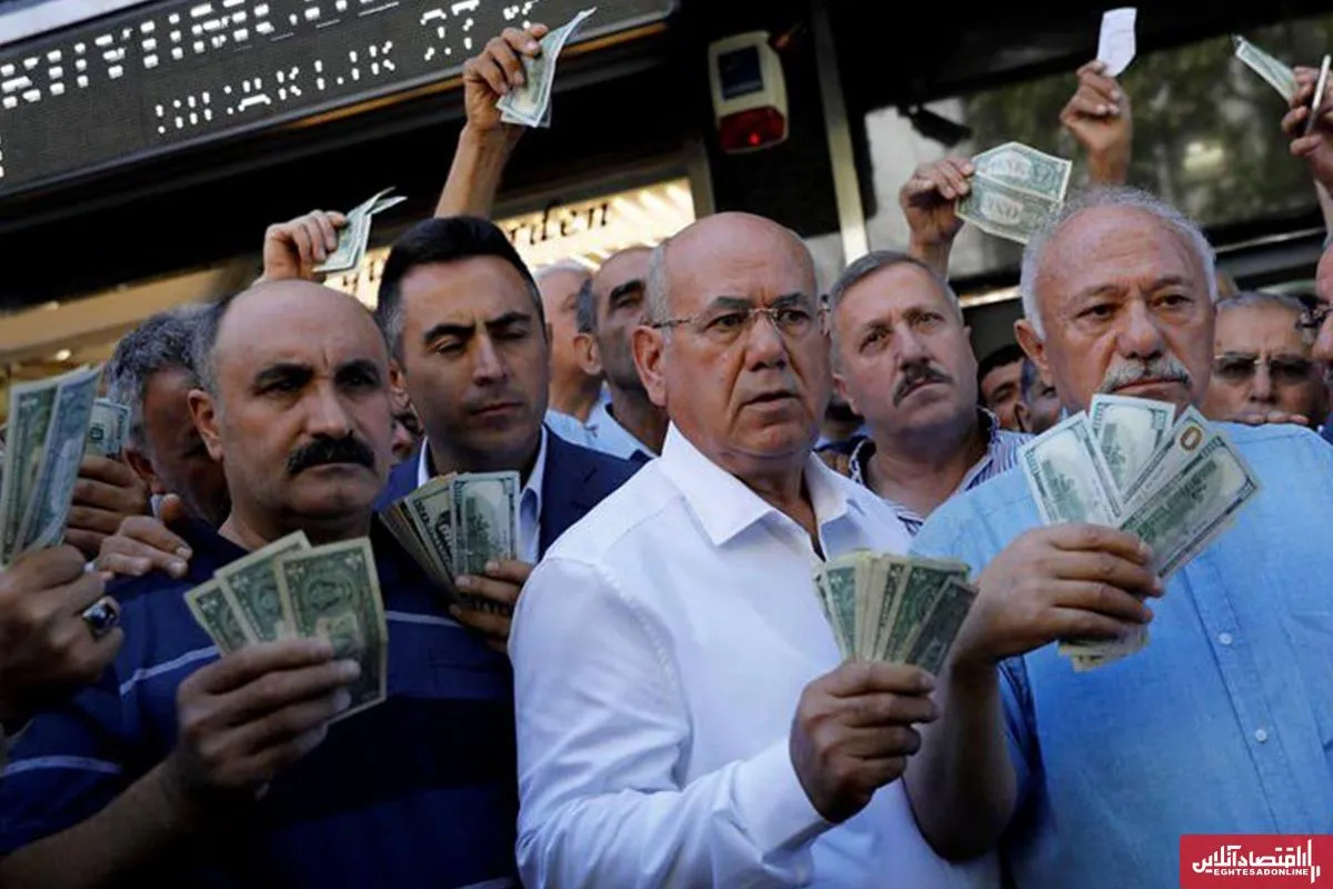 قیمت دلار امروز ۲۴ آبان ۱۴۰۴ رکورد می‌زند؟ / افزایش ۵ هزار تومانی قیمت دلار معامله‌گران را شوکه کرد