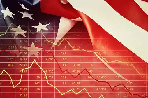 اقتصاد در رکود است؛ منتظر آمار نباشید