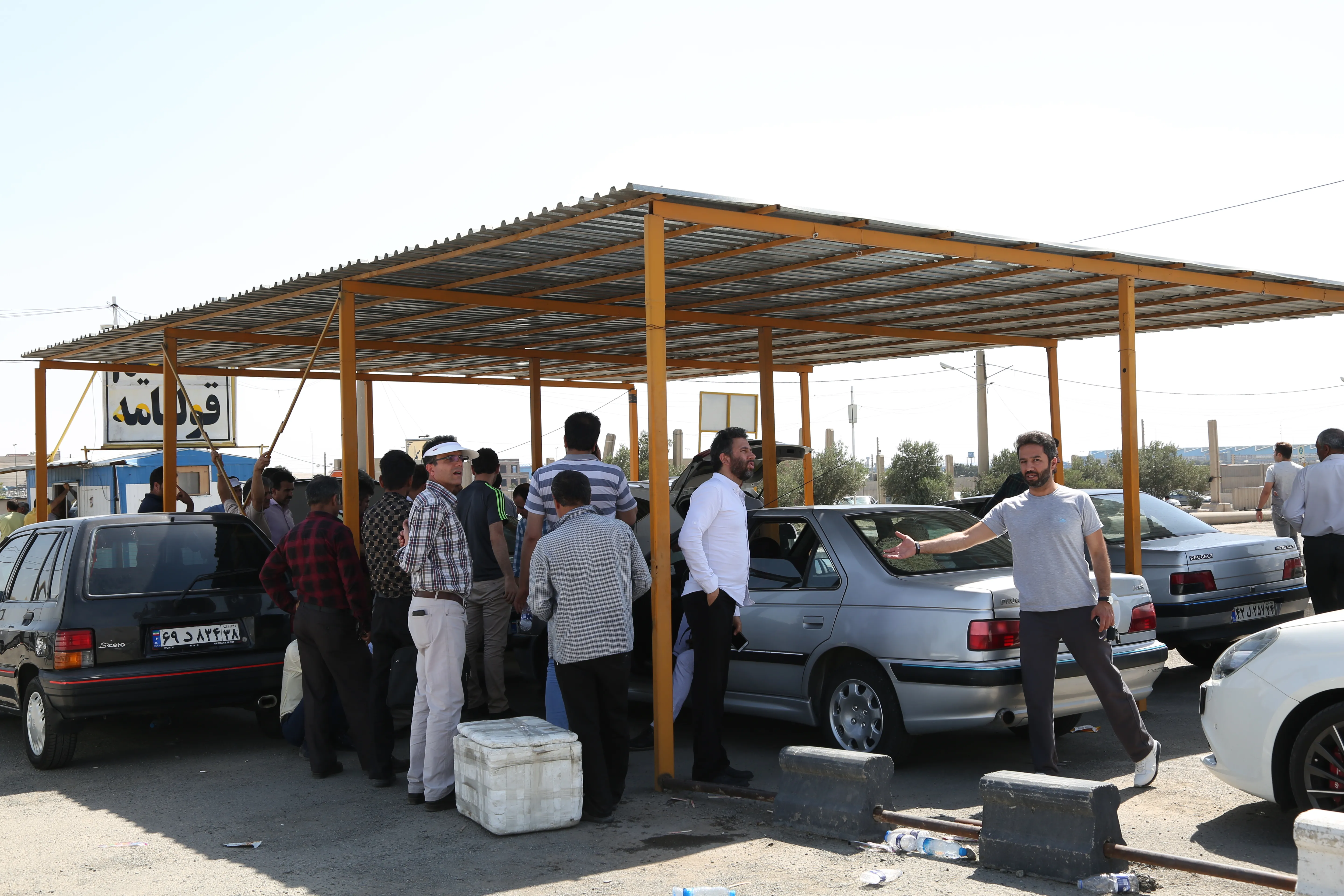 تقاضای خودرو در حال حاضر از سوی دلالان است