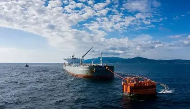 Iranian experts do majority of repairs at oil facilities