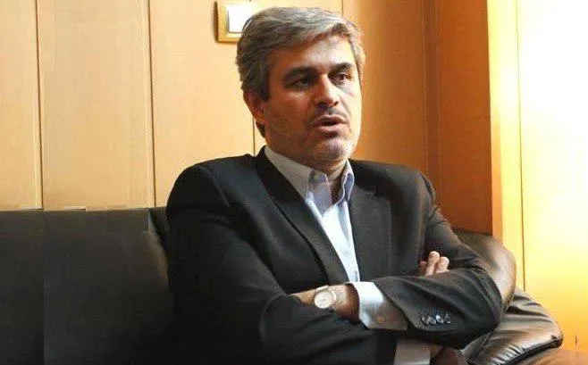 تاجگردون: &zwnj;آقای &lrm;میرسلیم یادته روز&zwnj;های اول مجلس با پررویی به من چی می گفتی؟ / بهت گفتم دنیا دار مکافاته بنشین و ببین!