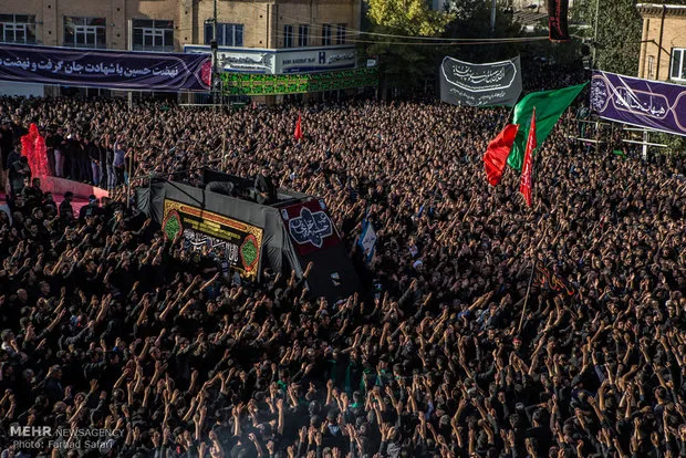مراسم پرشور تاسوعا در حسینیه اعظم زنجان + فیلم