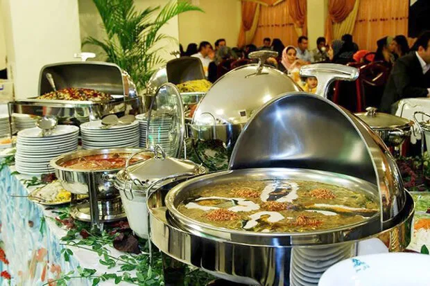 ایرانی‌ها معادل ۵۰درصد درآمد نفتی غذا دور می‌ریزند