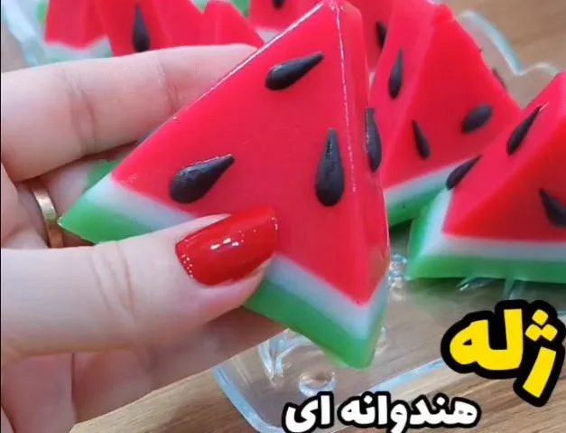طرز تهیه ژله هندوانه شب یلدا / شیک پذیرایی کنید