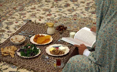 افراد کم خون، برای سحری چه غذاهایی بخورند؟