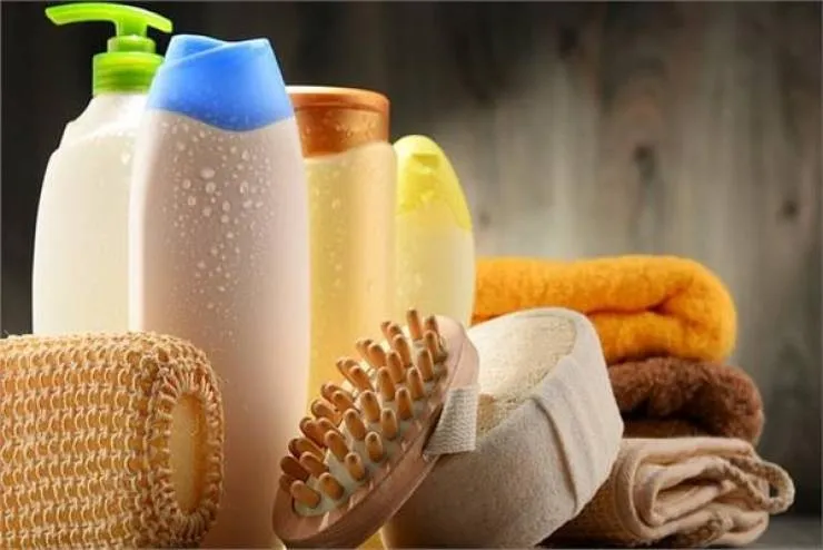 شامپوهای گیاهی برای مراقبت از موها + طرز تهیه