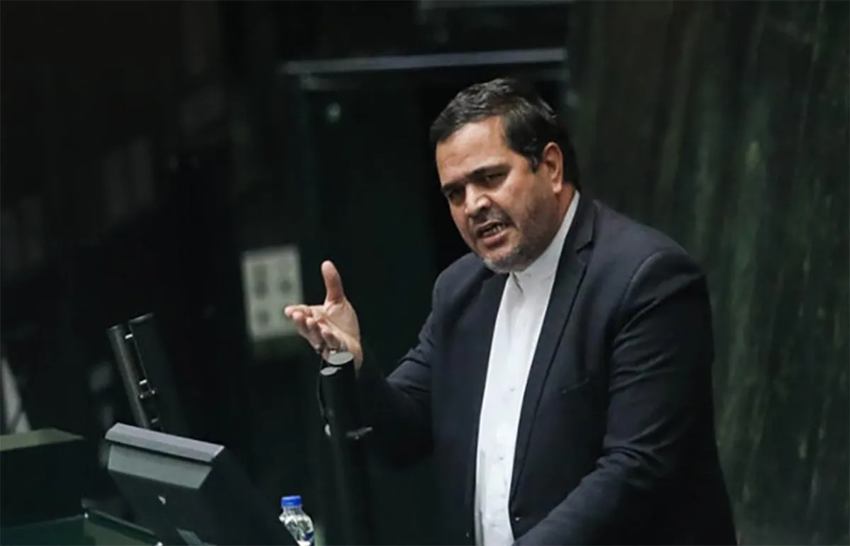 عنابستانی: حرف‌های قالیباف خنده‌دار است