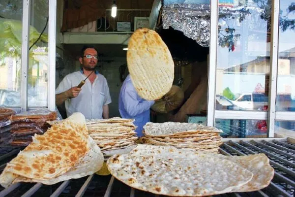 هنگام مراجعه به نانوایی این نکات را رعایت کنید!