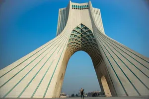 برج آزادی تهران امشب به رنگ پرچم این کشور آمریکای جنوبی در می‌آید | علت چیست؟