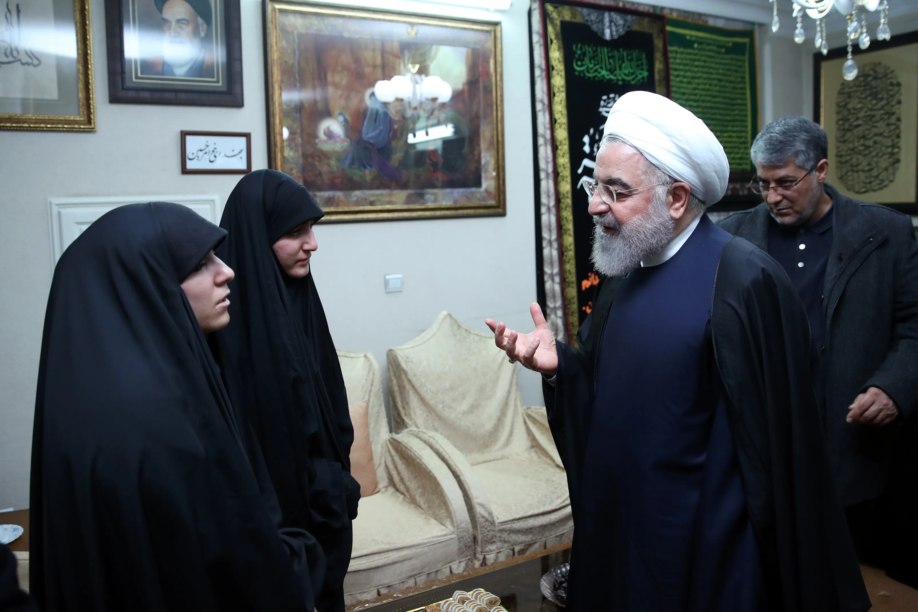 سوال دختر سردار شهید سلیمانی از روحانی +فیلم