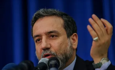 عراقچی: آزمایش‌ موشکی نقض‌ توافق نیست