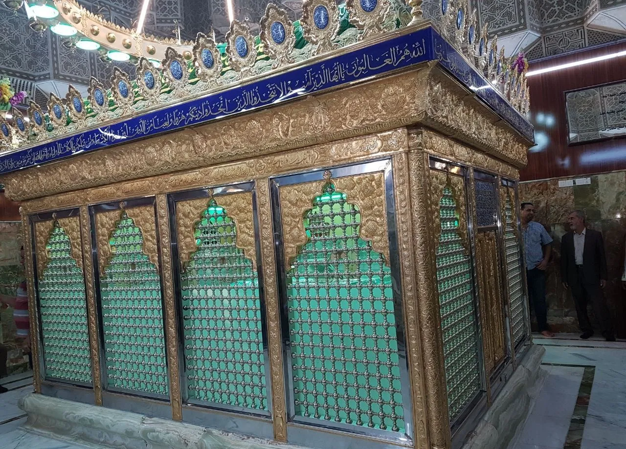 نصب ضریح جدید بارگاه حضرت سلمان فارسی +عکس
