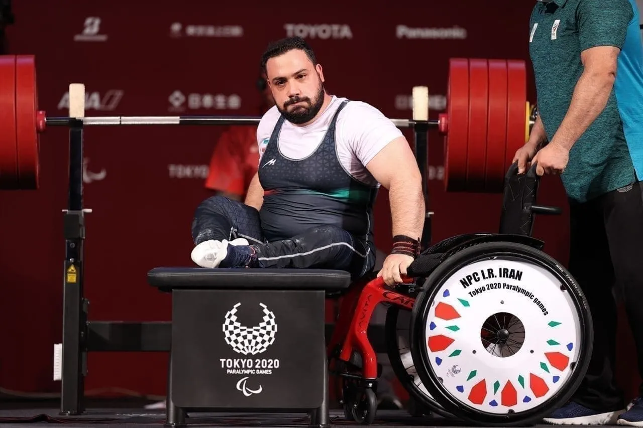 رستمی اولین مدال طلای ایران را کسب کرد