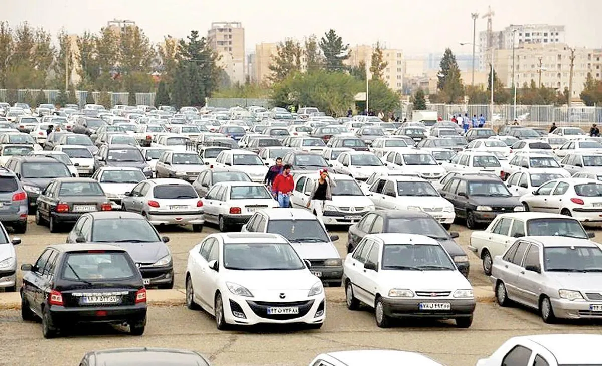 بازار خودرو زیر سایه آگهی‌ها/ قیمت‌سازی مجازی چقدر واقعیت دارد؟