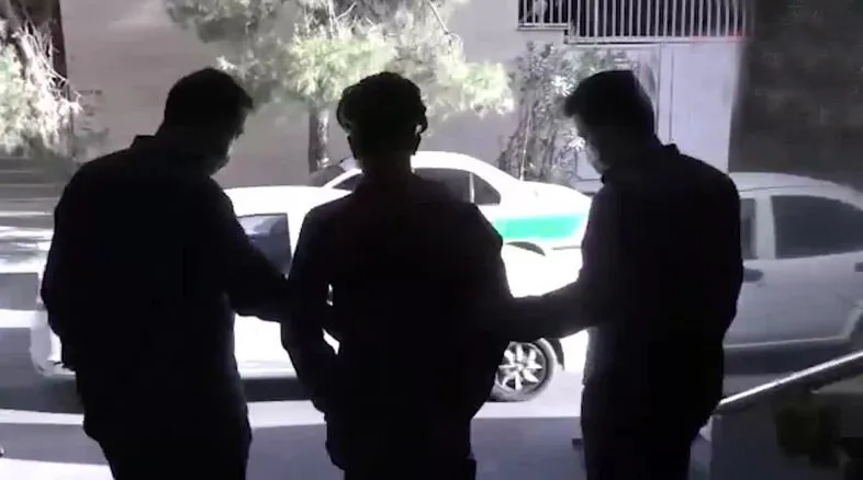 فوتبالیستی که زورگیر خشن شد
