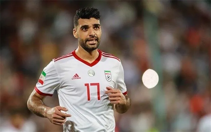 واکنش جالب مهدی طارمی هنگام دیدن زنان در ورزشگاه + فیلم