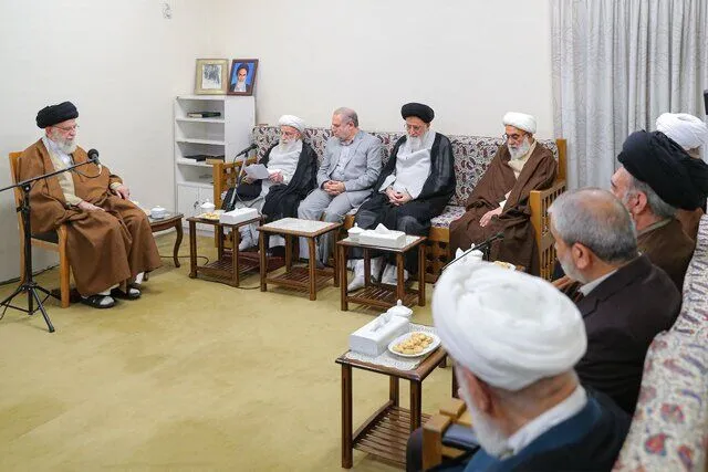 دیدار فقها و حقوقدانان شورای نگهبان با رهبر معظم انقلاب