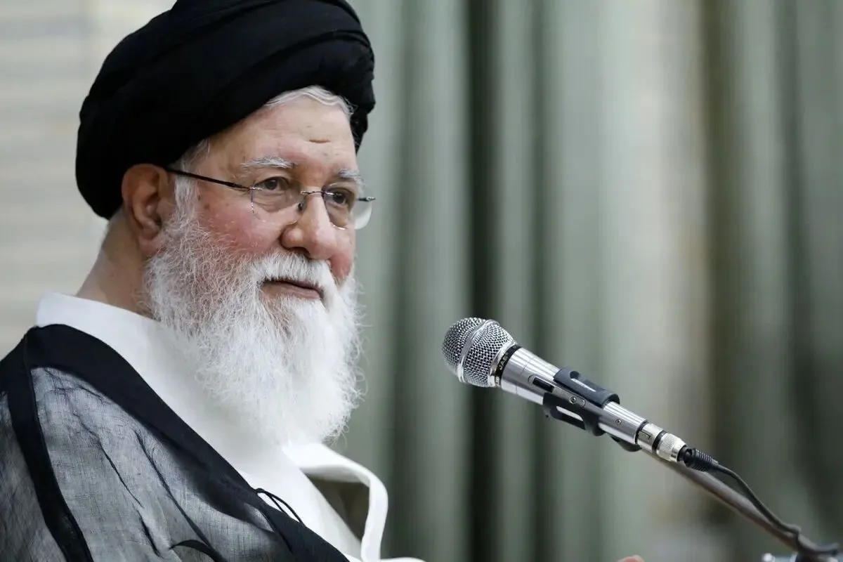 واکنش علم الهدی به حرکت عجیب خانم وزیر در فرودگاه