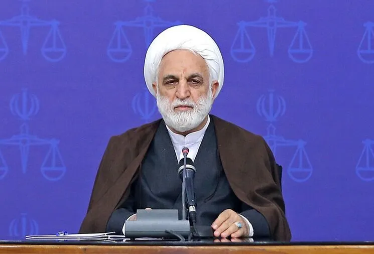 دولت سیزدهم دولتی انقلابی است و می‌خواهد برای مردم کار کند