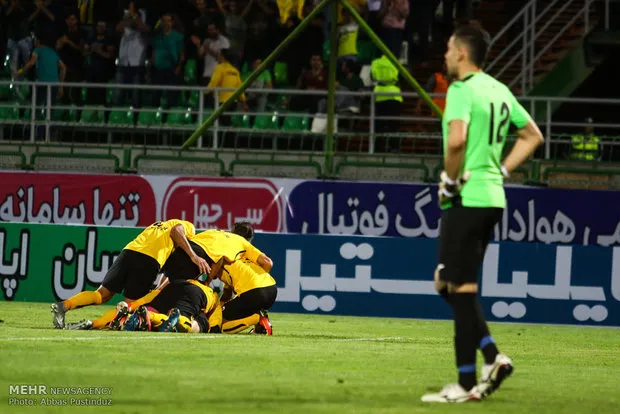 صعود زردها به رده چهارم جدول