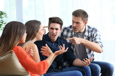 چگونگی جلوگیری از آزار رساندن به اطرافیان با روش های عالی